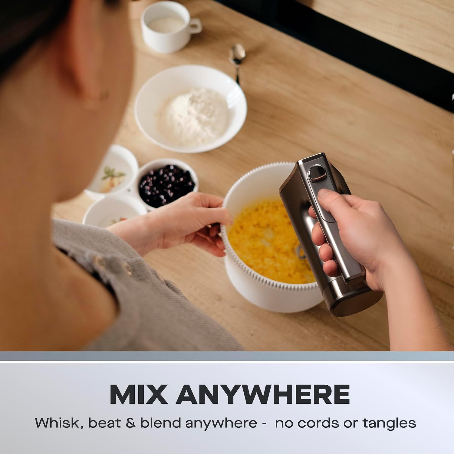 Daewoo Freedom Cordless Pro Handheld Mixer, Detachable Whisk And Beaters, Portable Fast Charge, Battery Indicators, Powerful Motor, Lightweight Brushed Aluminium Design