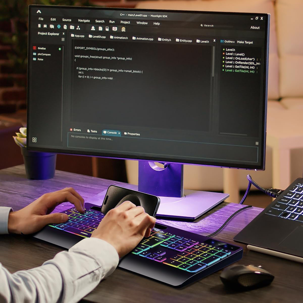 Seenda KOE200 Wired RGB Backlit Keyboard Quiet with Phone Holder and Palm Support for Windows and M-ac Systems, 2-in-1 USB and Type C Connector for PC Laptop Computer M-ac, Black