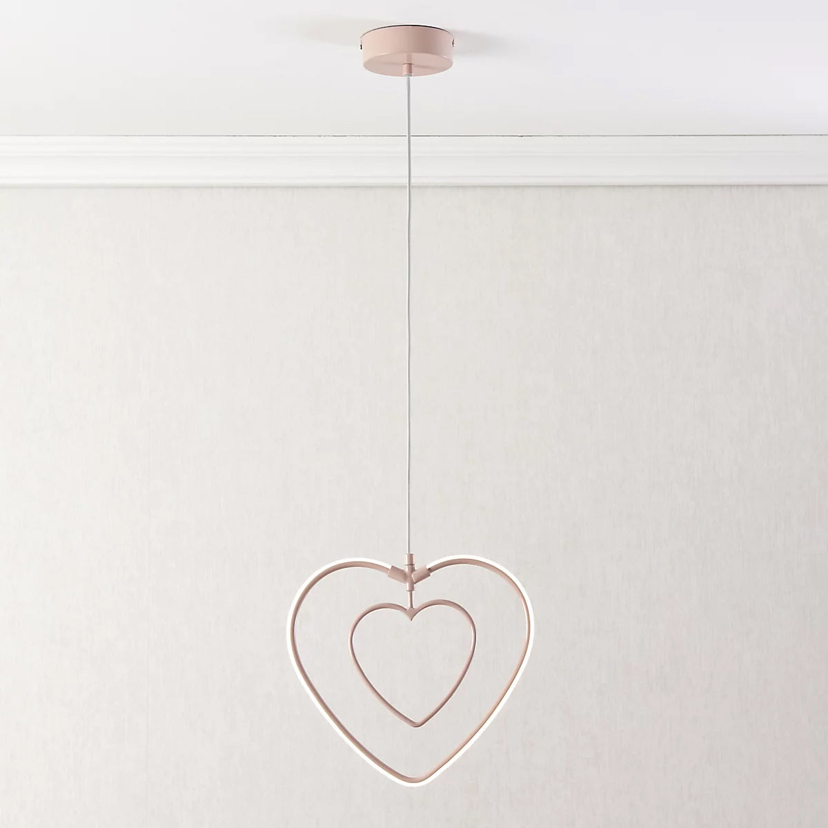 B&Q Love Heart LED Pendant Ceiling Light  Matt Pink