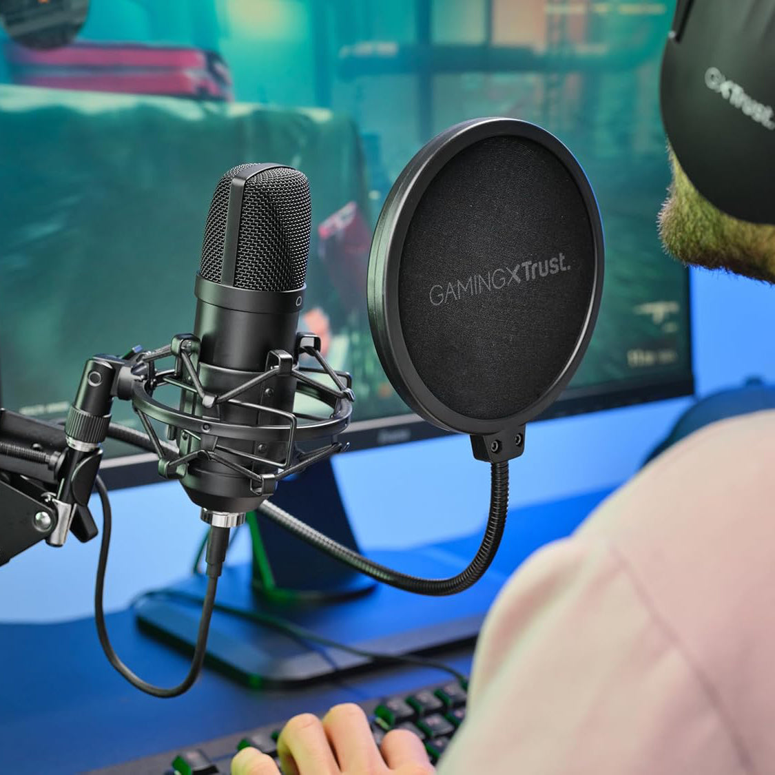GXTrust Emita Plus Studio microphone Black