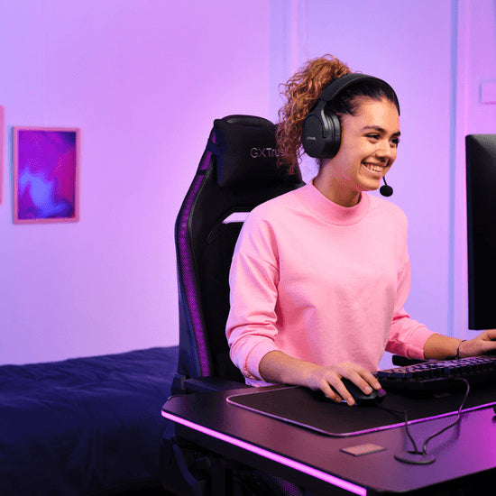 GXTrust Fayzo Wireless Bluetooth Gaming Headset + 2.4 GHz, 7.1 Surround Sound, 22 Hour Battery, 50 mm Drivers, Noise Cancelling Microphone, RGB Over-Ear PC PS5 PS4 Switch