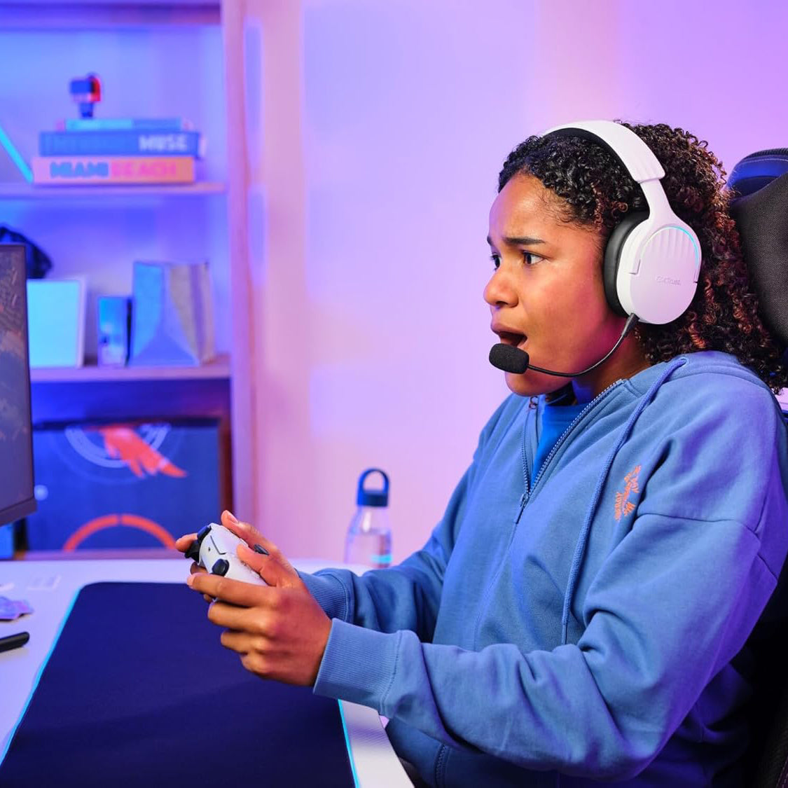 GXTrust Fayzo Wireless Bluetooth Gaming Headset + 2.4 GHz, 7.1 Surround Sound, 22 Hour Battery, 50 mm Drivers, Noise Cancelling Microphone, RGB Over-Ear PC PS5 PS4 Switch